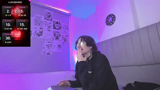 SukiFuyu  online show from 01.21.25