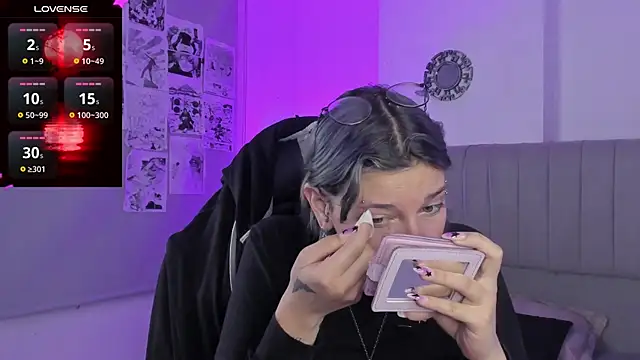 SukiFuyu  online show from 03.14.25