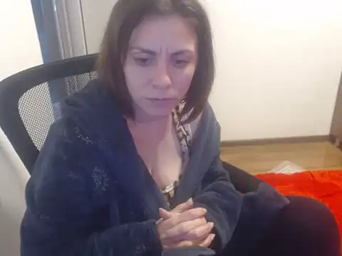 SweetAdela92 online show from 02.09.26