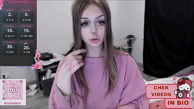 Snapshot of shy_melony chatting on 02.02.25 shy melony online show from 02.02.25