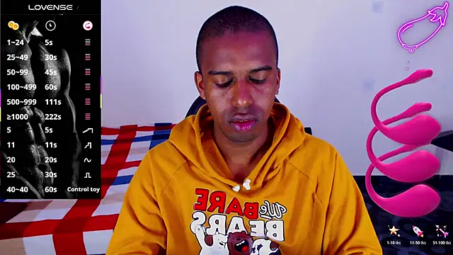 Snapshot of mrjhon26 chatting on 05.12.26 mrjhon26 online show from 05.12.26