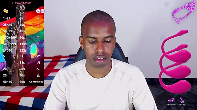 Snapshot of mrjhon26 chatting on 06.17.26 mrjhon26 online show from 06.17.26