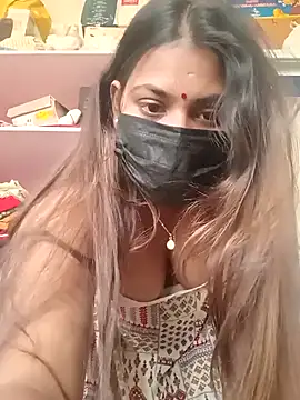 Snapshot of Hotmilfxox chatting on 12.14.24 Hotmilfxox online show from 12.14.24