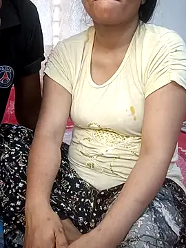 Snapshot of Desi_Best_Anal chatting on 02.01.25 Desi Best Anal online show from 02.01.25