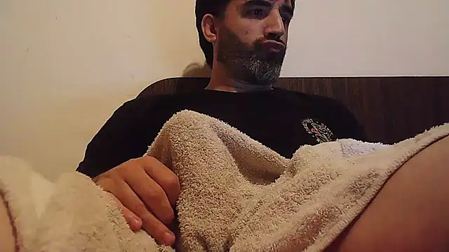 Snapshot of ozzypsico13 chatting on 11.22.25 ozzypsico13 online show from 11.22.25