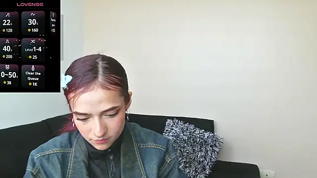 Snapshot of 3badweed3 chatting on 02.06.25 3badweed3 online show from 02.06.25