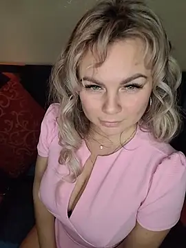 candy queeen online show from 11.23.25