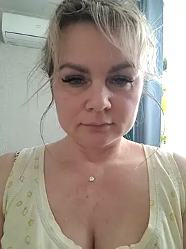 candy queeen online show from 02.20.26