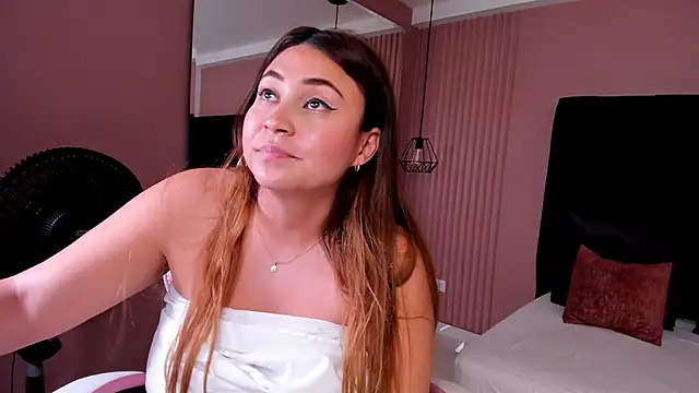 dulce santamaria online show from 12.13.24