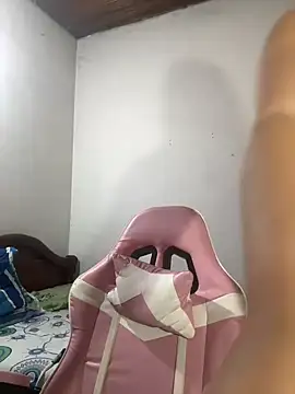 dulce santamaria online show from 03.15.25