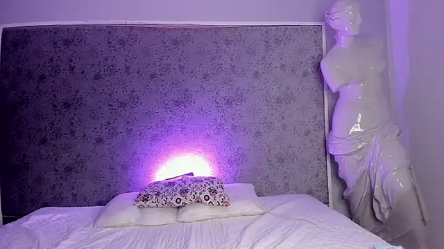 Ari sunshine  online show from 09.24.25