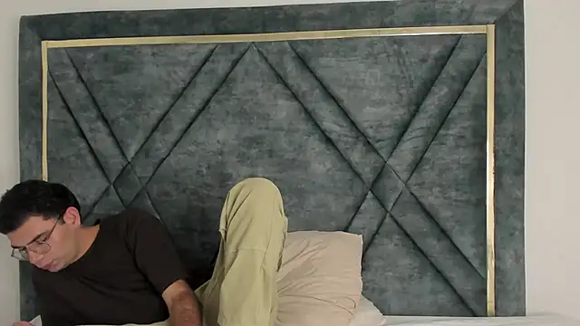 Ari sunshine  online show from 12.14.25