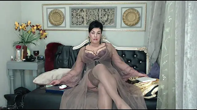 Snapshot of LadyMargoFontana chatting on 02.18.25 LadyMargoFontana online show from 02.18.25