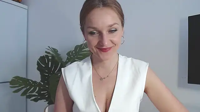 AliciaDesire online show from 03.25.26