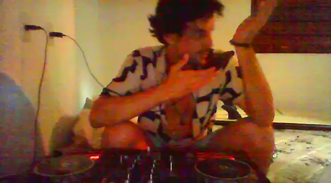 couplemilk online show from 01.24.25