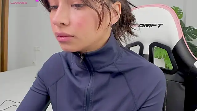 Adriennesexxx online show from 01.24.25