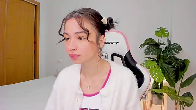 Adriennesexxx online show from 02.02.25