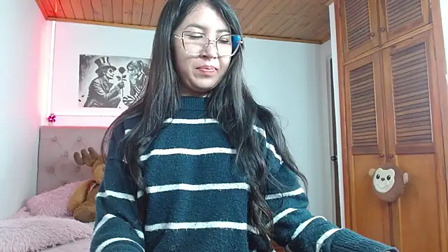 tifanny-squirt online show from 10.10.25