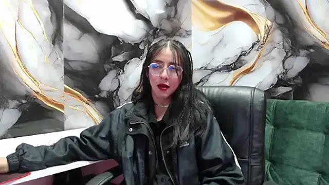 Snapshot of ling_ling24 chatting on 02.06.25 ling ling24 online show from 02.06.25