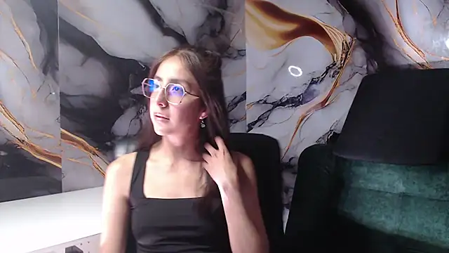 Snapshot of ling_ling24 chatting on 03.14.25 ling ling24 online show from 03.14.25