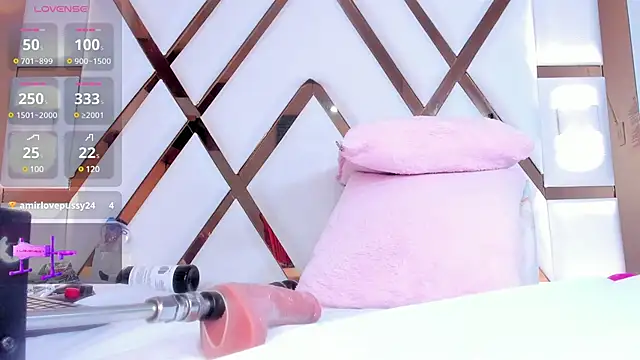 Snapshot of amberr_sweett69 chatting on 02.26.25 amberr sweett69 online show from 02.26.25