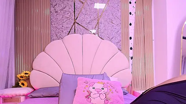 nata luna online show from 04.20.26