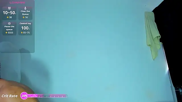 Snapshot of KaelMoreau chatting on 10.17.25 KaelMoreau online show from 10.17.25