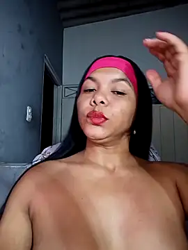 DIORA Latina online show from 04.28.26