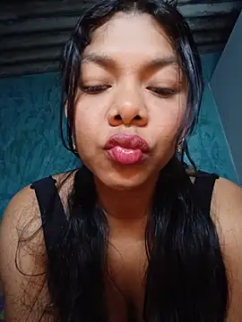 Snapshot of DIORA_Latina chatting on 06.20.26 DIORA Latina online show from 06.20.26
