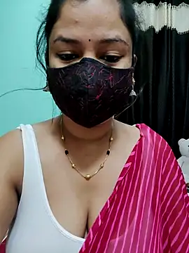 Snapshot of payal_sharma1 chatting on 11.29.25 payal sharma1 online show from 11.29.25