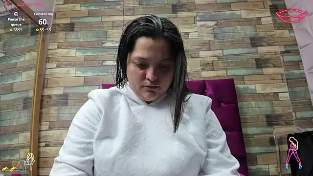 KataleyaStiward online show from 07.18.26