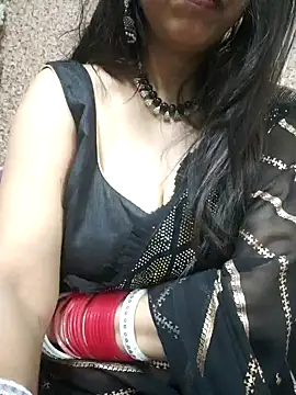 Snapshot of Aradhya-Sharma chatting on 02.05.25 Aradhya-Sharma online show from 02.05.25