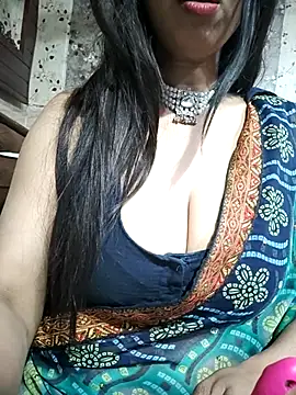 Snapshot of Aradhya-Sharma chatting on 02.24.25 Aradhya-Sharma online show from 02.24.25