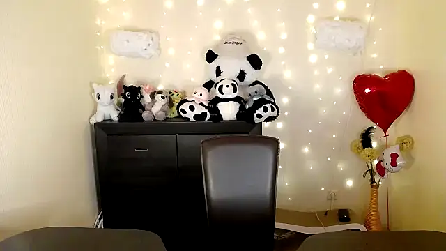 Snapshot of Mike_severi2 chatting on 02.26.25 Mike severi2 online show from 02.26.25