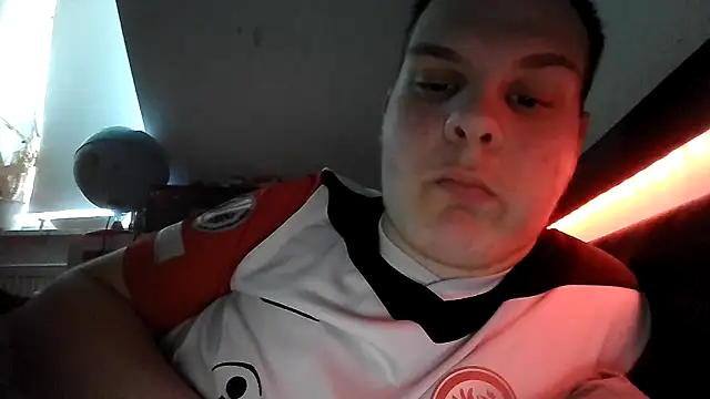 Nicolasjlhkjzl online show from 04.18.26
