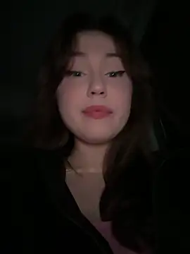 Snapshot of Peachy_Dream chatting on 10.06.25 Peachy Dream online show from 10.06.25