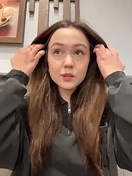 Peachy Dream online show from 04.14.26