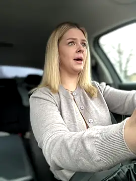 Love Bri online show from 11.09.25