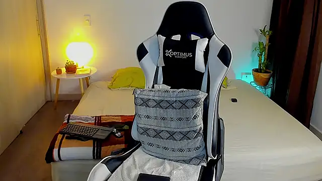 dafboy1 online show from 12.17.25