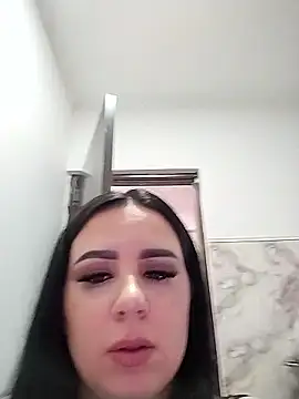 AdelinaJude online show from 04.03.26