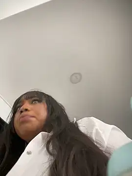 ailynBlaze online show from 02.19.25