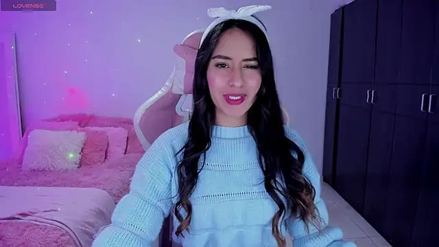 Tinylottie online show from 12.19.25