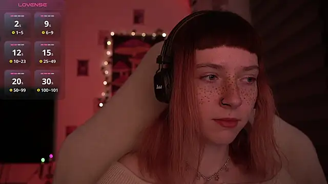 Snapshot of juliapie chatting on 12.07.24 juliapie online show from 12.07.24