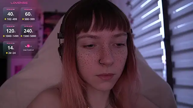 Snapshot of juliapie chatting on 03.11.25 juliapie online show from 03.11.25