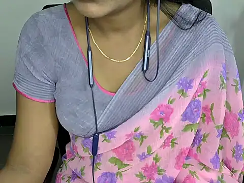 Snapshot of shila20 chatting on 01.26.25 shila20 online show from 01.26.25