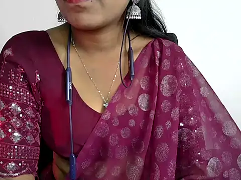 Snapshot of shila20 chatting on 02.02.25 shila20 online show from 02.02.25