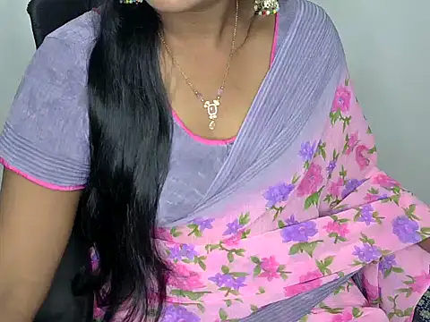 Snapshot of shila20 chatting on 02.22.25 shila20 online show from 02.22.25