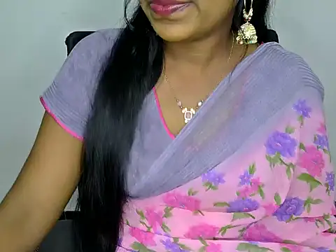 Snapshot of shila20 chatting on 03.02.25 shila20 online show from 03.02.25
