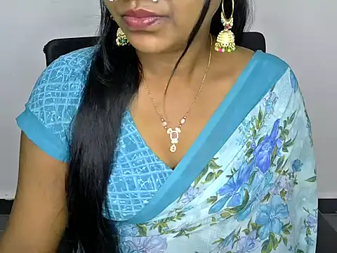 Snapshot of shila20 chatting on 03.13.25 shila20 online show from 03.13.25