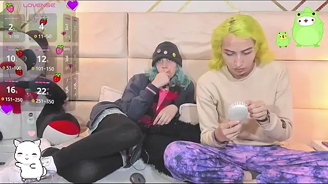 -kisa  online show from 10.25.25